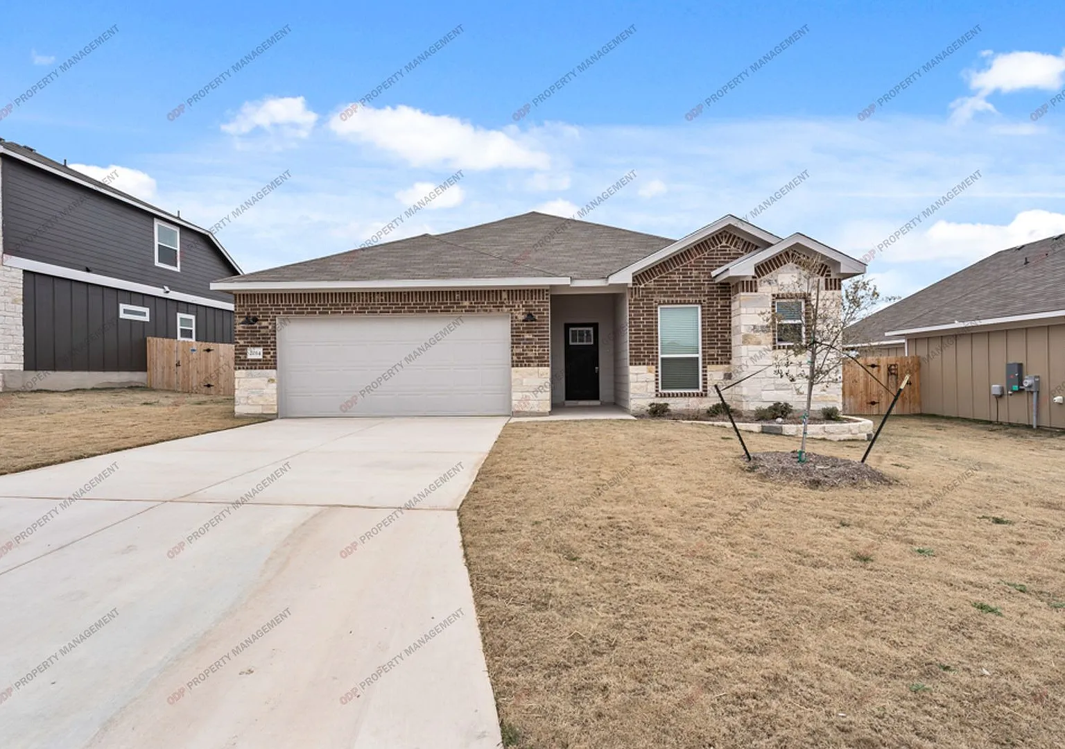 Remarkable 4bed-3bath — Photo 1