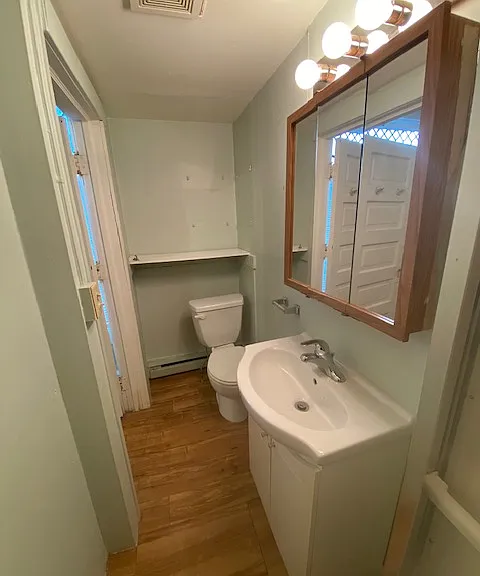 618 10th Ave N #2 — Photo 12