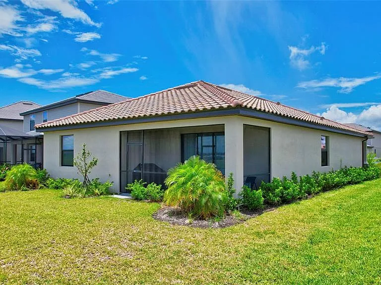 5409 Coral Reef Way — Photo 30