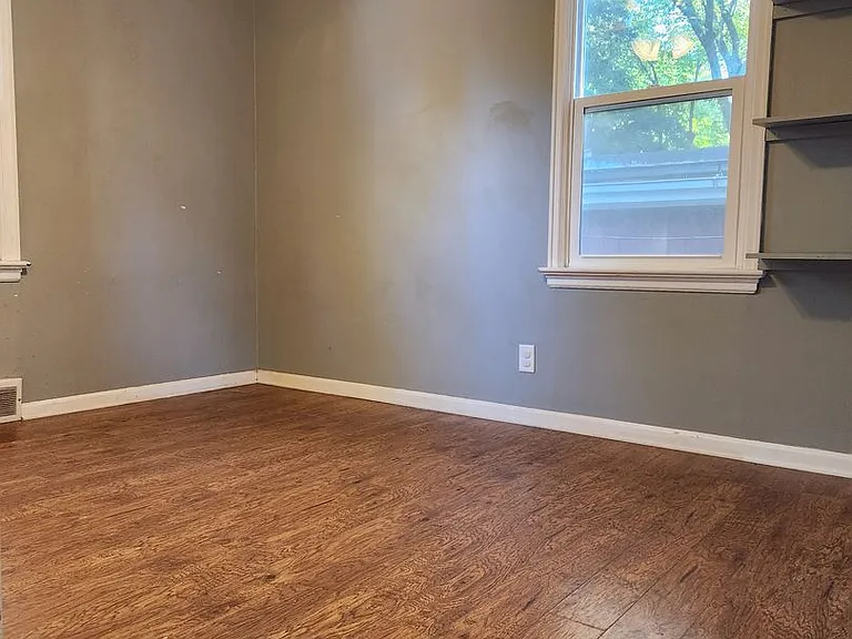 5818 South St — Photo 4