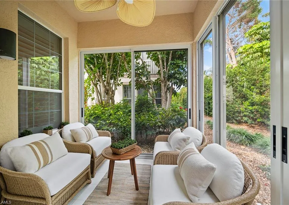 261 Colonade Cir #2701