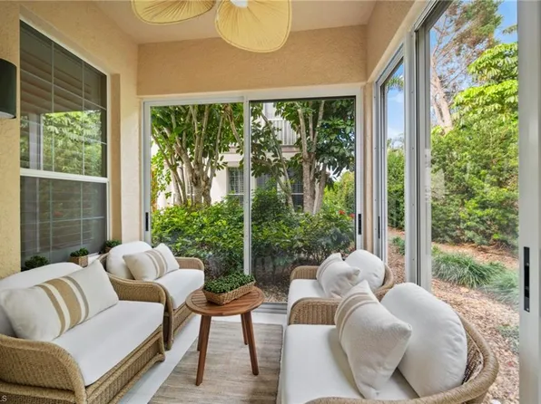 261 Colonade Cir #2701, Naples, FL 34103