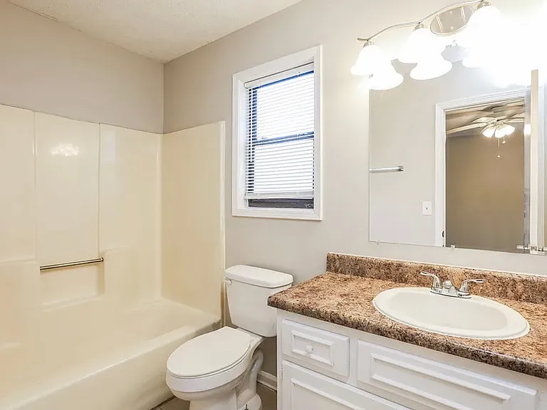 3111 Palomino Dr SW — Photo 10