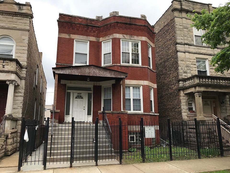 1st image of 3925 W Gladys Ave #1