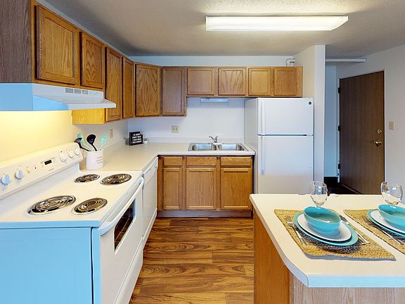 2nd image of 1334 9th Ave N APT 4