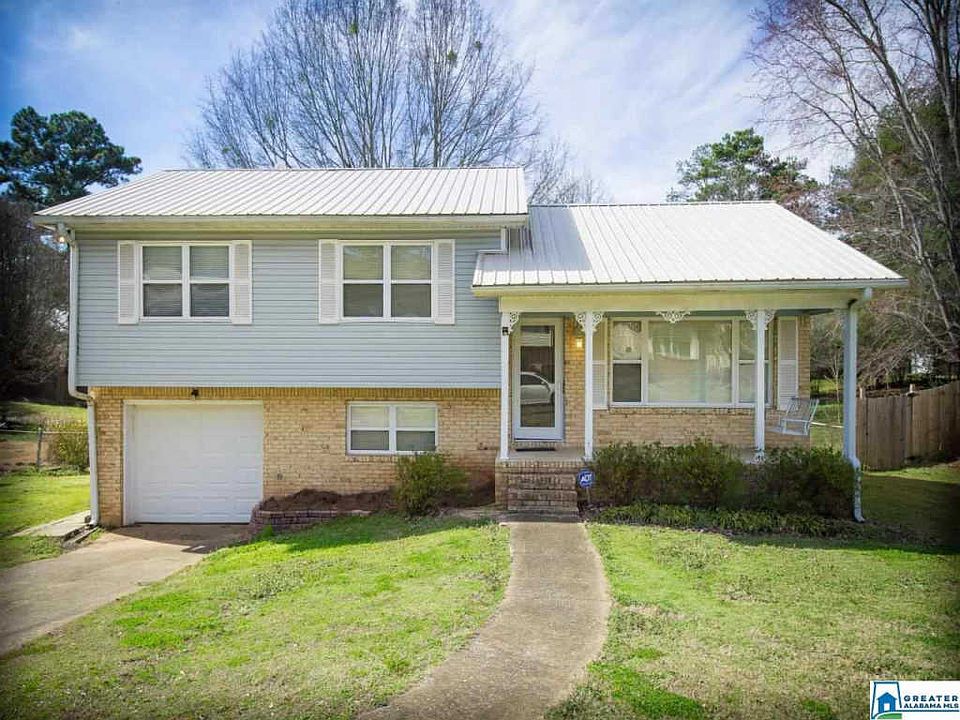 1st image of 2520 Daly Dr