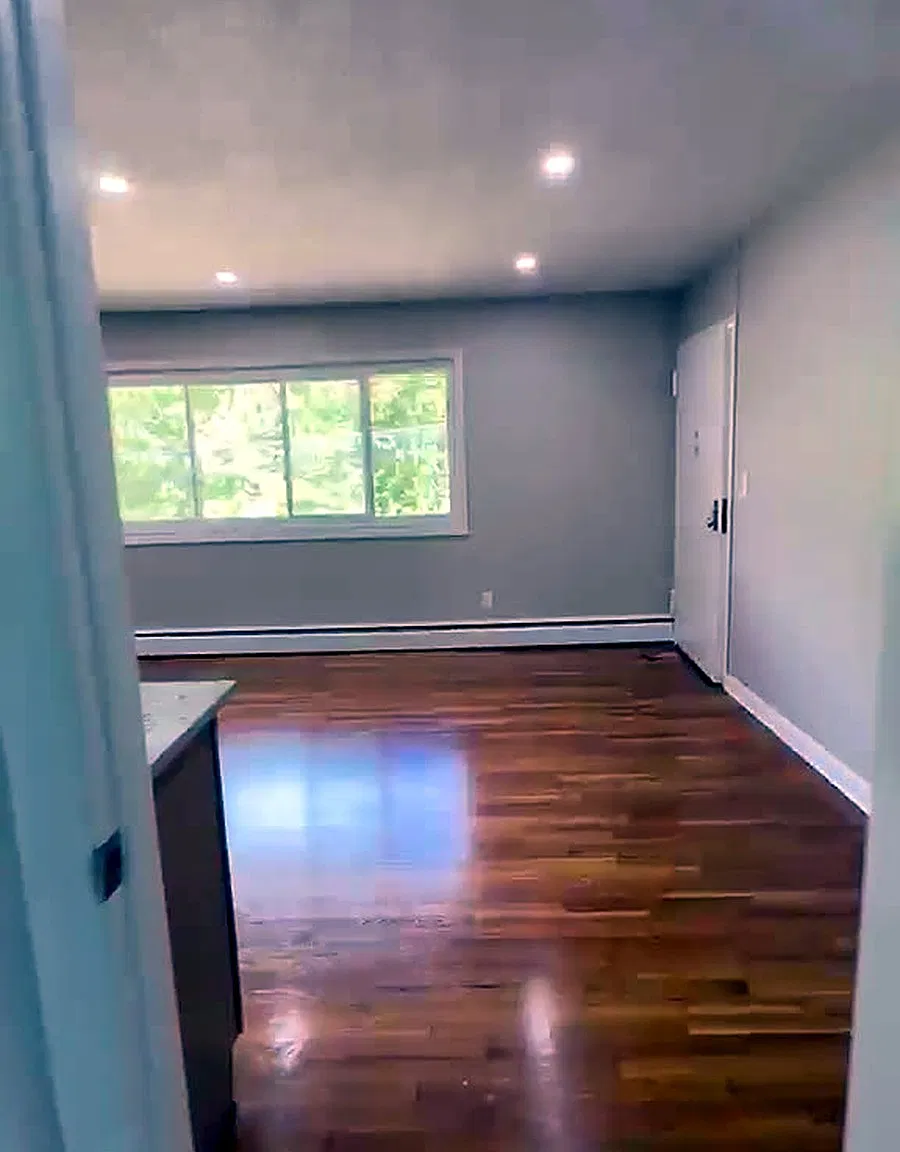 2 bed, 850 sqft, $1,800 — Photo 2