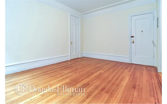 Rented by Douglas Elliman | media 35