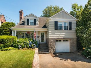 96 North Rd, Eastchester, NY 10709