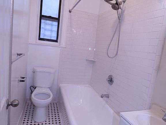 5th image of 8602 Forest Pkwy APT 2a