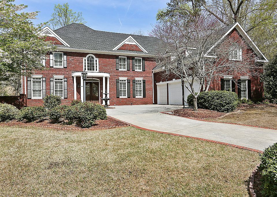 1st image of 231 Lindsey Pl NE