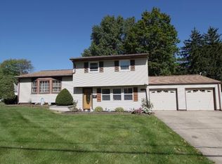 1499 Seneca Rd, North Brunswick, NJ 08902