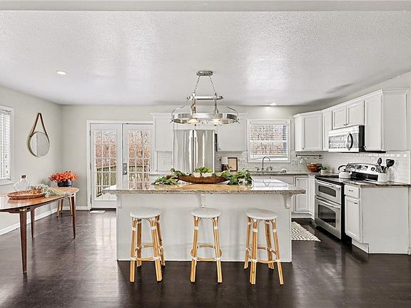 2nd image of 2900 E Red Bridge Rd