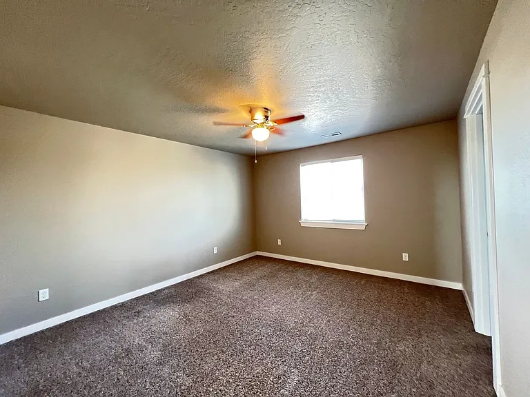 6337 Marble St — Photo 35