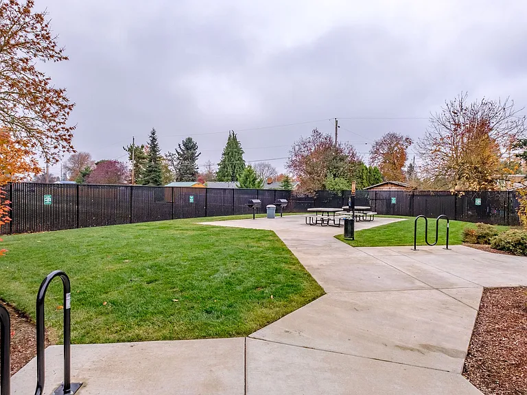Aspen Place Apartments — Photo 17