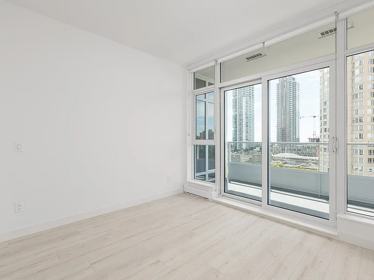 6080 McKay Ave #1210 — Photo 8