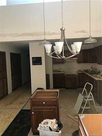 2nd image of 304 Woodfield Dr