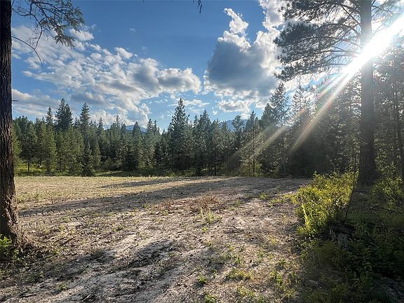 3rd image of Granite Lake Rd #3