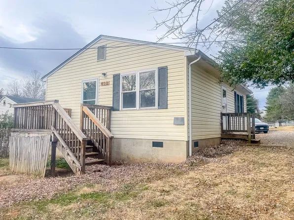 438 W King St, Bedford, VA 24523