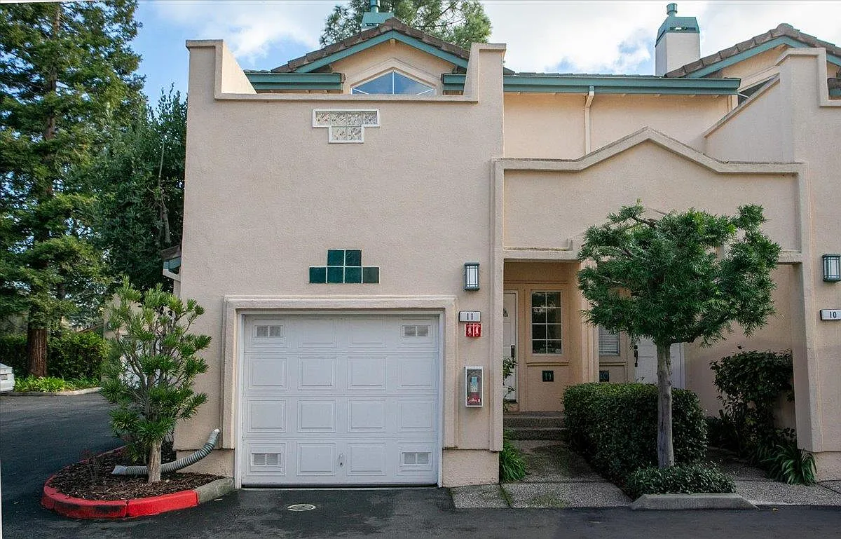 4173 El Camino Real APT 11 photo 1