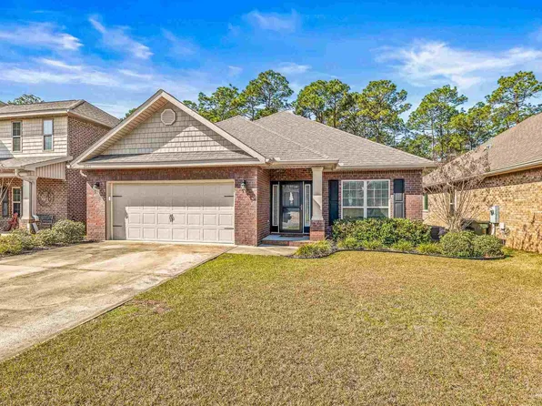 2485 Redford Dr, Cantonment, FL 32533