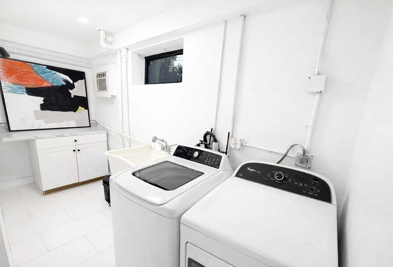 3 bed, 2000 sqft, $4,500 — Photo 4