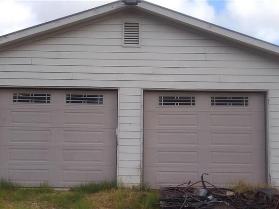 3rd image of 8239 County Road 401