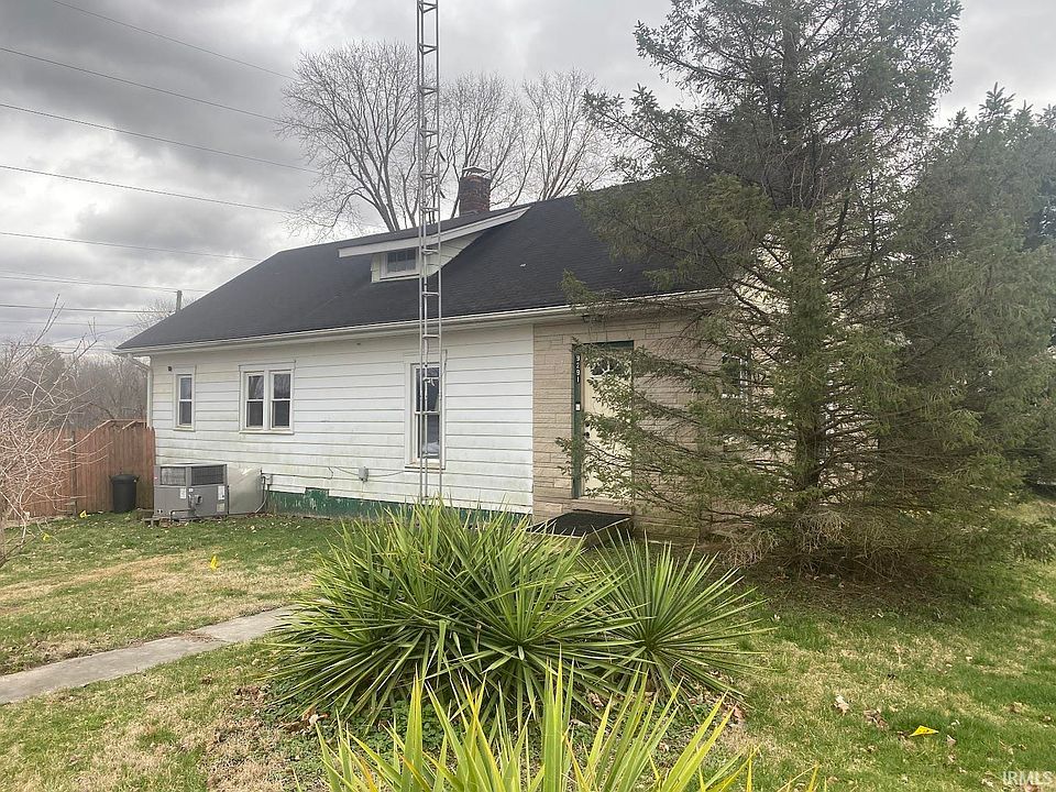 2nd image of 9291 S Harrodsburg Rd