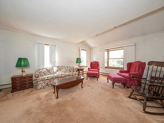 4th image of 212 Madison Ave