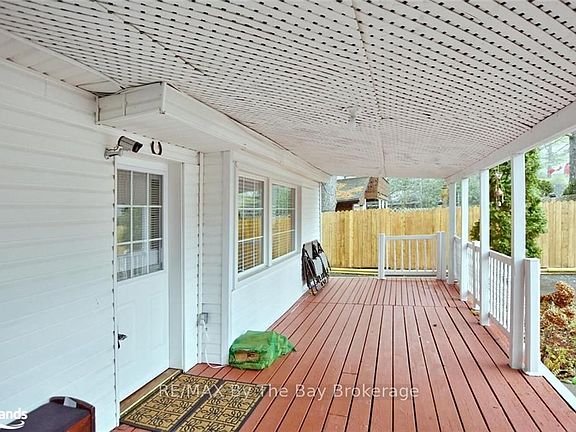 4th image of 646 River Rd E