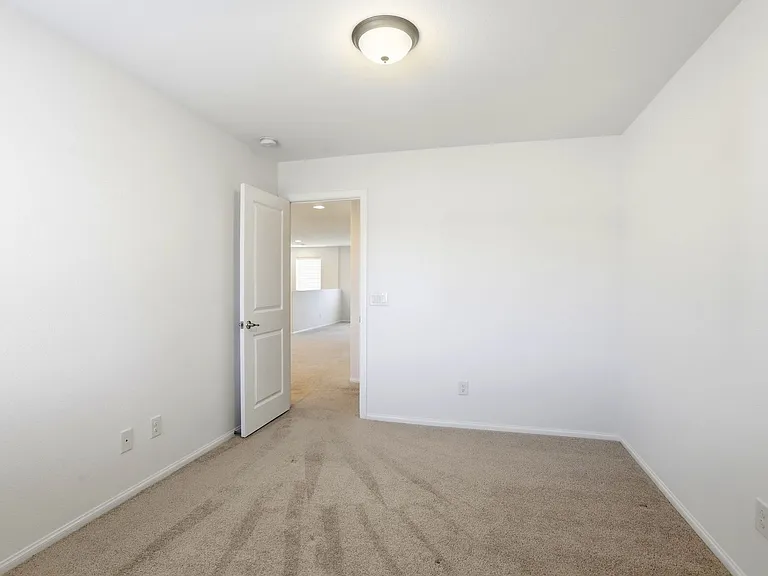 2116 Rubble Ave — Photo 31