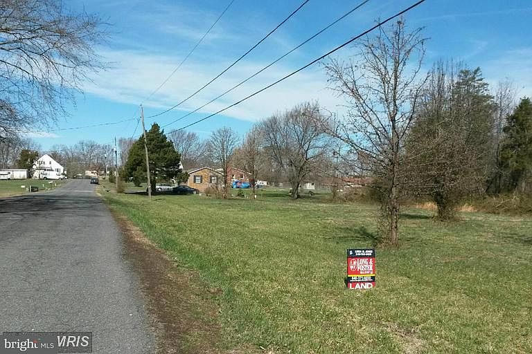 2nd image of 5715 Ross Dr