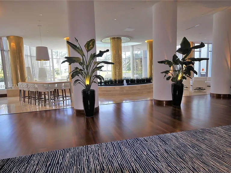 5161 Collins Ave #502 — Photo 54