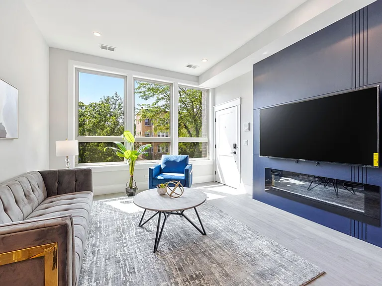 4931 N Kimball Ave #1N — Photo 4
