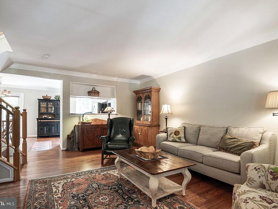 1st image of 6056 Kestner Cir