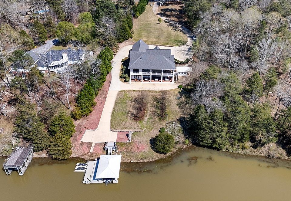 1st image of 15104 Burnt Pines Rd