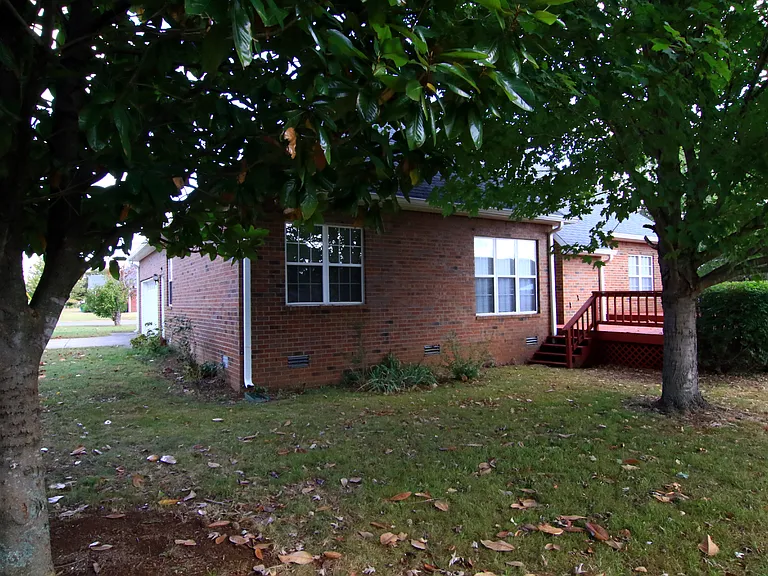 2123 Moonlite Ct — Photo 8
