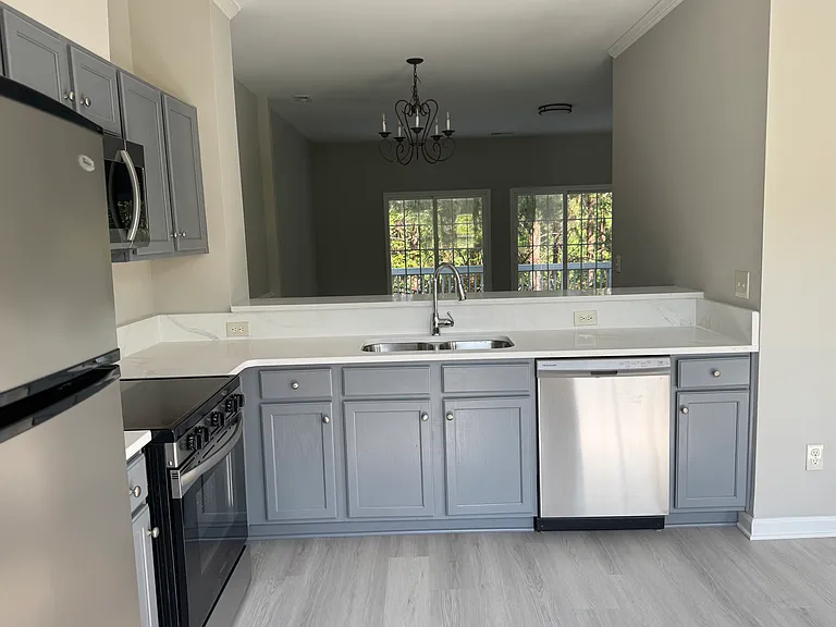 108 Linden Park Ln — Photo 37
