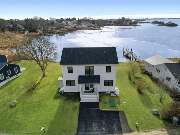 38 Beach Dr, South Kingstown, RI 02879