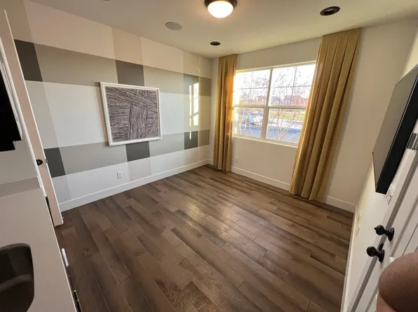 2271 Augusta Ave, Tracy, CA 95377