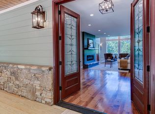 (Undisclosed Address), Franklin, NC 28734