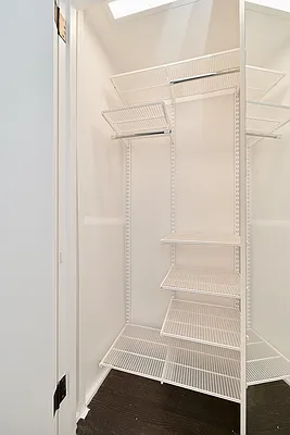 Rented by Living New York | media 13