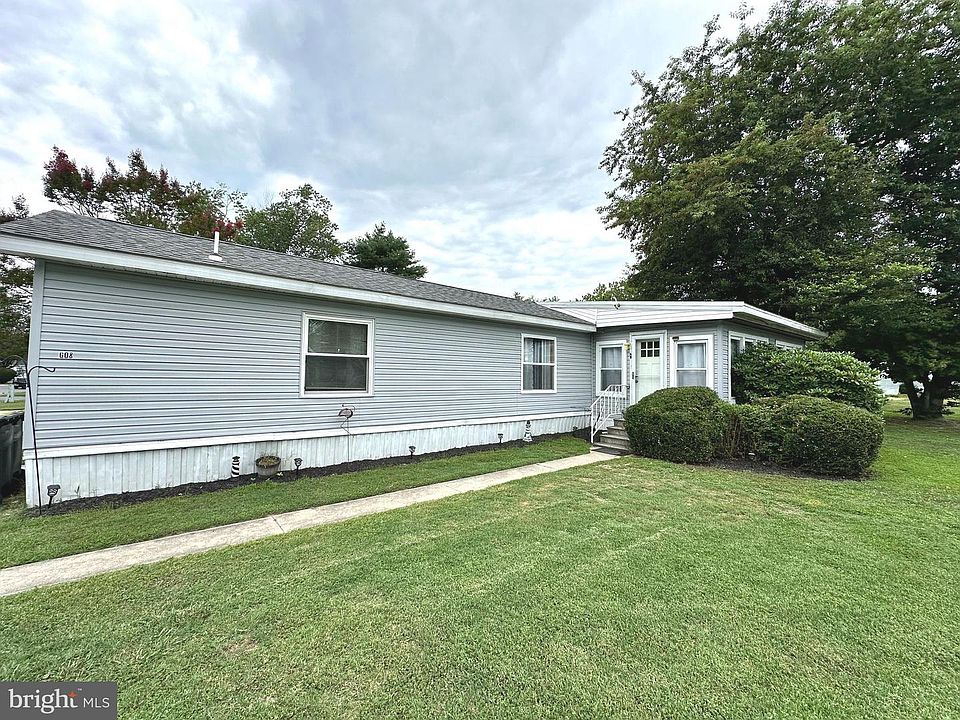 1st image of 33483 Buttercup St #G-8