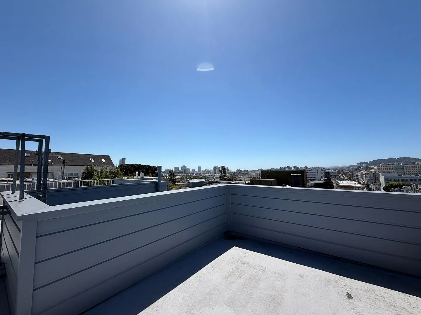 Luxury Pacific Heights 3BD/2.5BA with Private Rooftop Deck — Photo 4