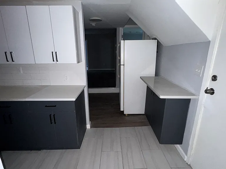 880 S 14th St #2 — Photo 2