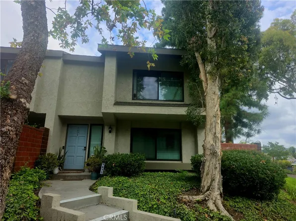 1677 Sherwood Village Cir, Placentia, CA 92870