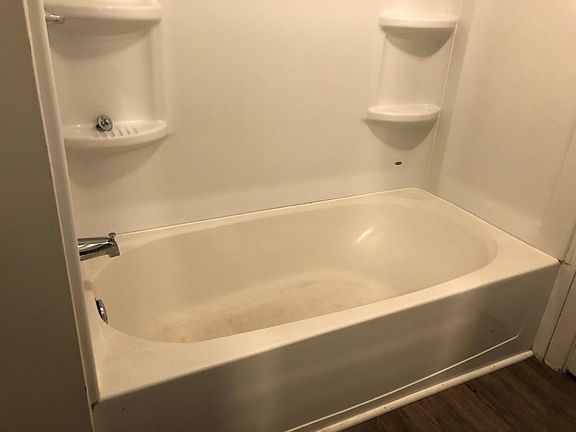 3rd image of 79 Livingston St #1