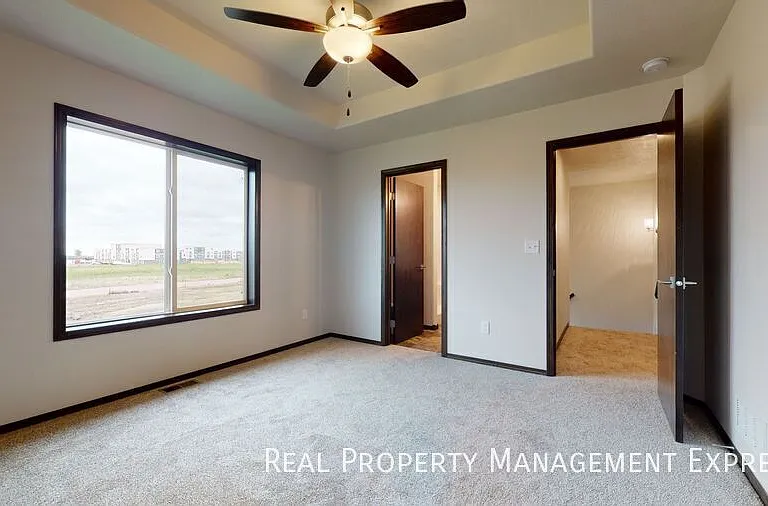 4615 E Leubecher Pl — Photo 10
