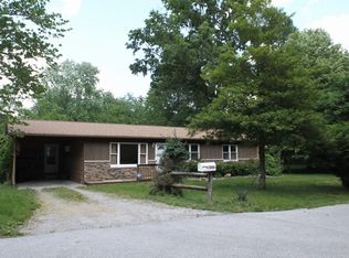 1006 W Jefferson St, Carbondale, IL 62901
