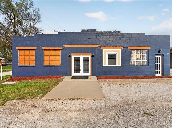 405 N Virginia St, Adrian, MO 64720